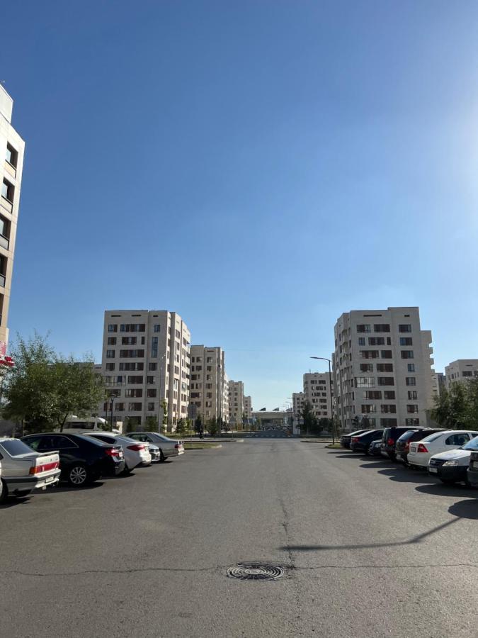 Уютная Квартира На Expo-Smart Замок Apartamento Astana Exterior foto